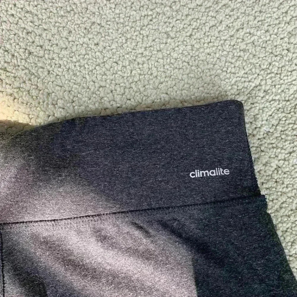 Adidas Climalite Grey & Black Capris Leggings - Picture 3 of 5
